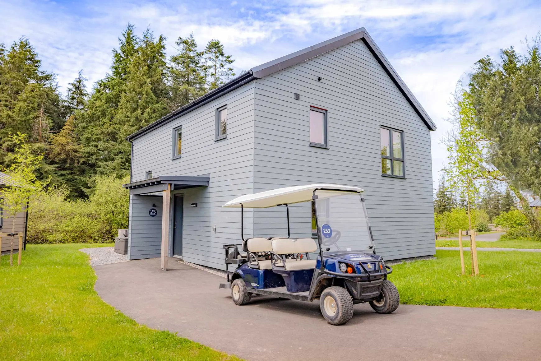 st govans lodge and buggy