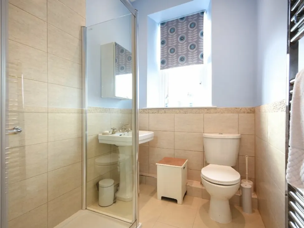 Shower Room - Ty y Mor | Seahouses